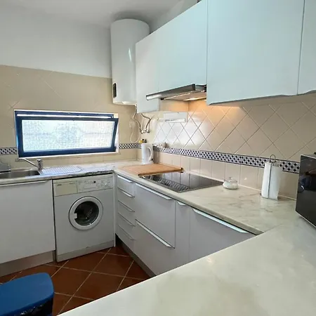 Superb With Patio And Direct Access To Pool