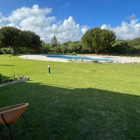 Superb With Patio And Direct Access To Pool Apartament
