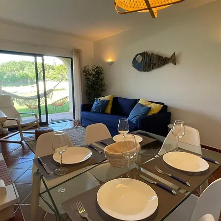 Apartament Superb With Patio And Direct Access To Pool Alvor
