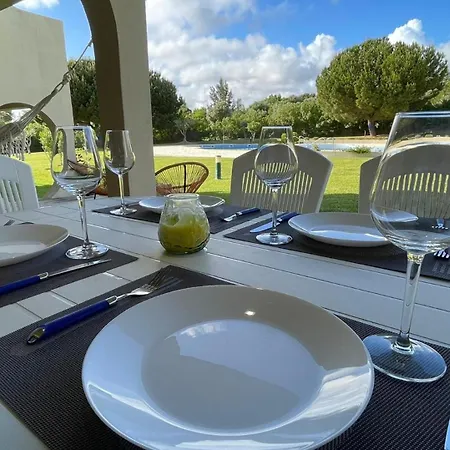 Superb With Patio And Direct Access To Pool Alvor