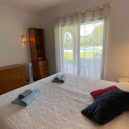 Superb With Patio And Direct Access To Pool Apartament