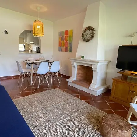 Apartament Superb With Patio And Direct Access To Pool
