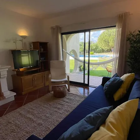 Superb With Patio And Direct Access To Pool Apartament Alvor