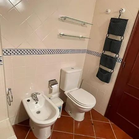 דירה Superb With Patio And Direct Access To Pool