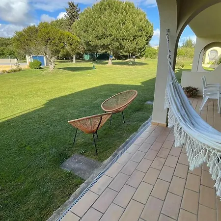 דירה Superb With Patio And Direct Access To Pool אלבור